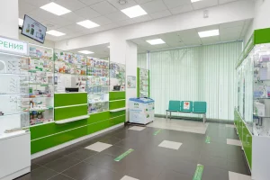 Аптека в бело-зелёный тонах фото